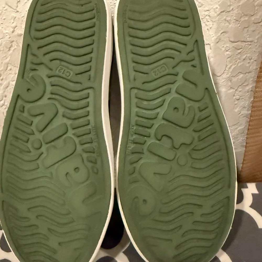 Native Kids Water Shoes - Yellow with Green and white detail